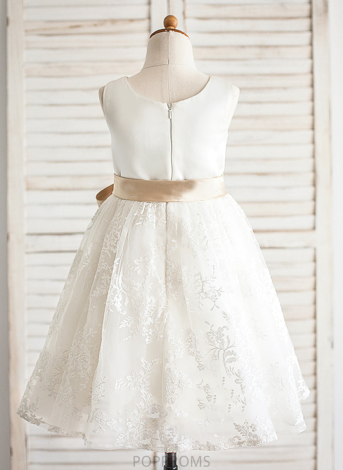 Flower Girl Dresses Scoop Sleeveless - A-Line/Princess Flower Satin/Lace Girl Neck Knee-length Sash With Dress Alissa