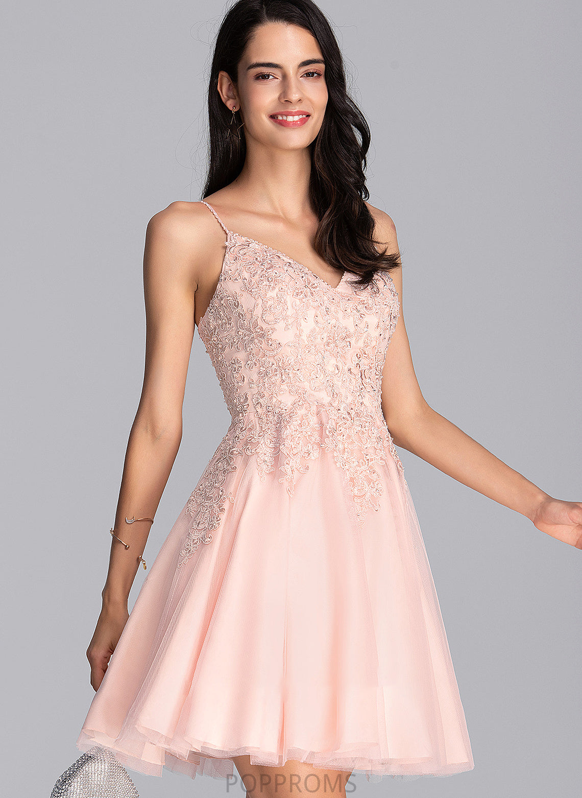 With Prom Dresses Jaiden Short/Mini V-neck Sequins Beading Tulle A-Line