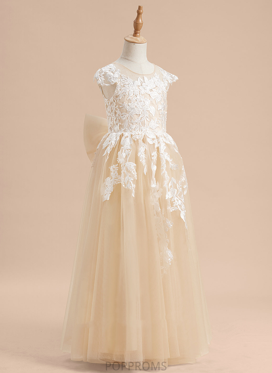 - With Flower Girl Dresses Flower Short Lace/Bow(s) Tulle Ball-Gown/Princess Jill Floor-length Sleeves Dress Scoop Neck Girl