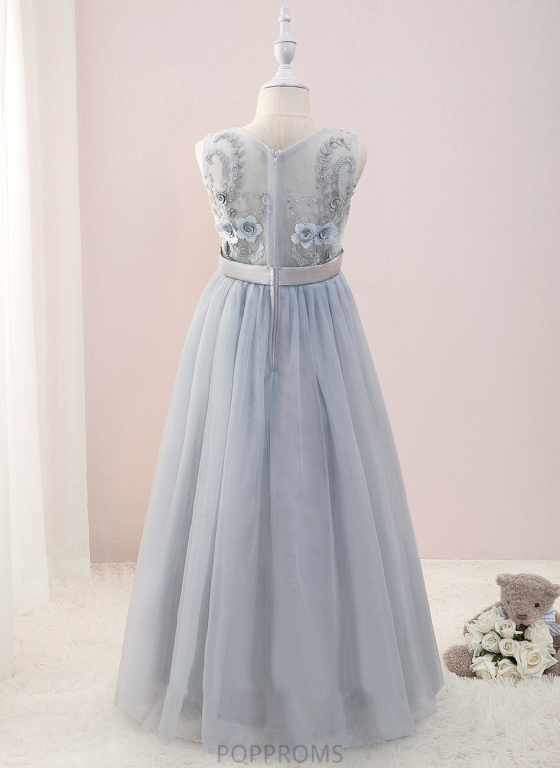 Tulle/Lace Girl V-neck - Dress Flower Girl Dresses Beading/Flower(s) Flower With Floor-length A-Line Sleeveless Kassandra