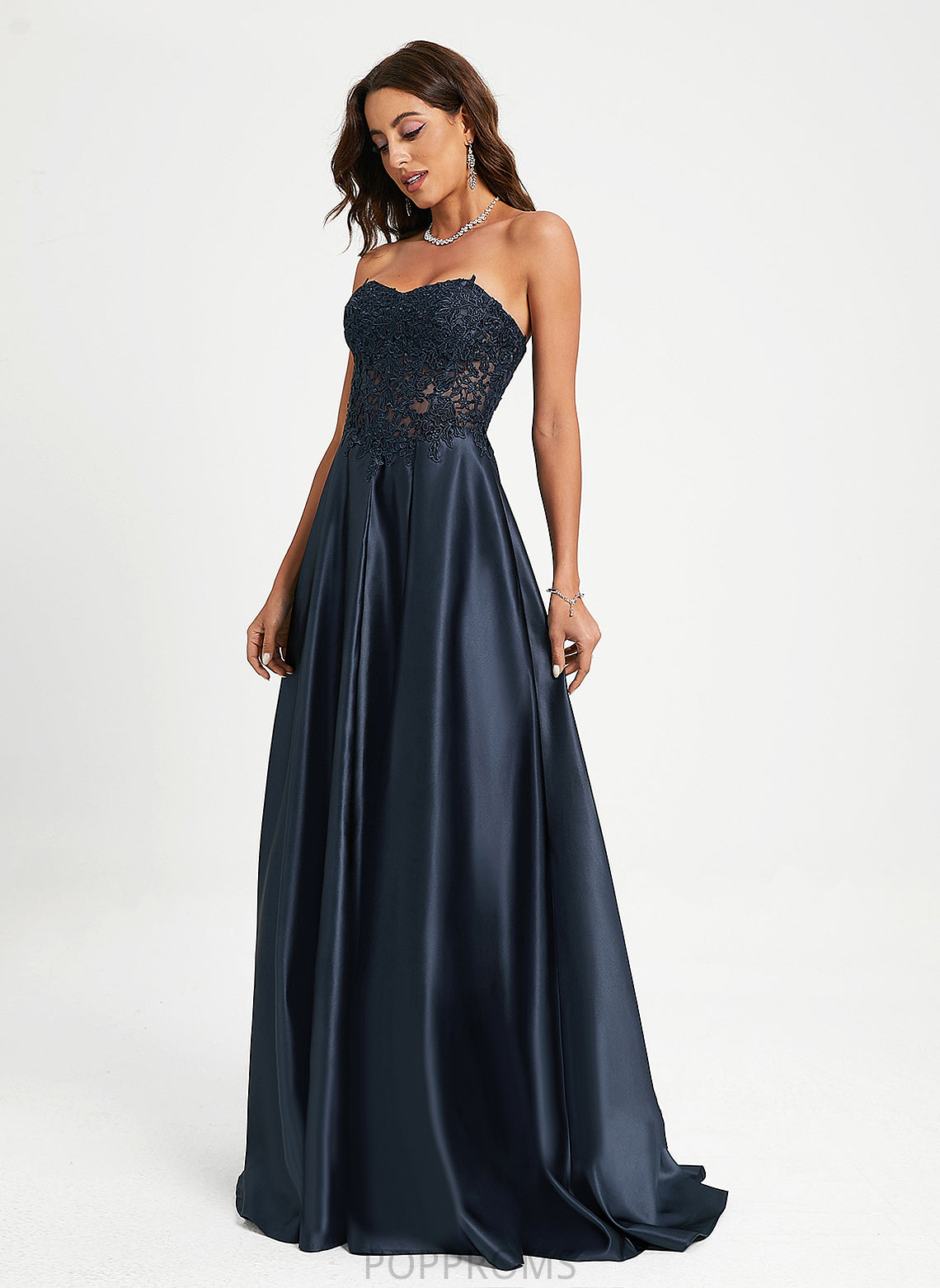 Sweetheart Satin Sweep Prom Dresses A-Line Aria Train Lace