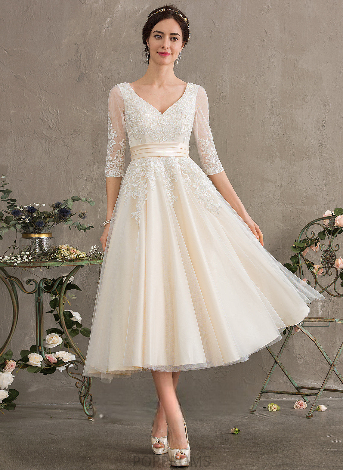 Ball-Gown/Princess Dress Lace V-neck Wedding Wedding Dresses Meredith Tulle Tea-Length