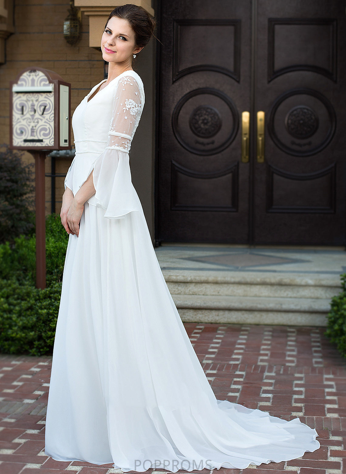 Dress Wedding Train A-Line Lace Kaleigh Chiffon Beading V-neck Court With Wedding Dresses