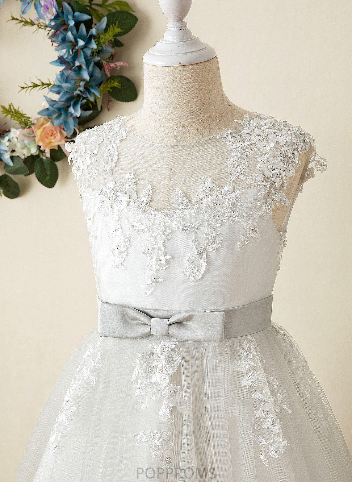 Flower Girl Dresses - With Scoop Knee-length Satin/Tulle Flower Dress A-Line Girl Sleeveless Neck Mikaela Lace