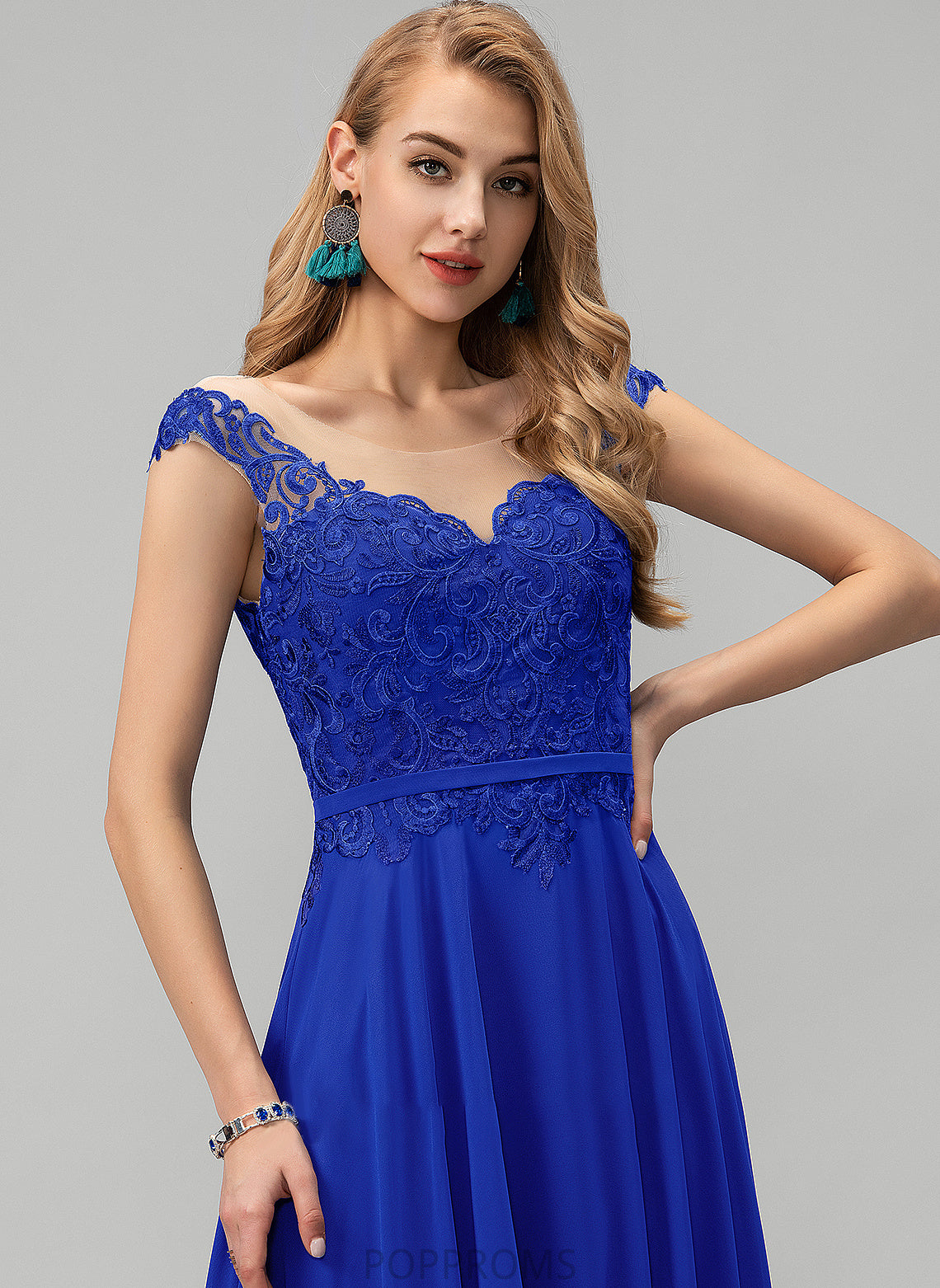 Chiffon Floor-Length With Lace Lauretta A-Line Scoop Sequins Prom Dresses Neck