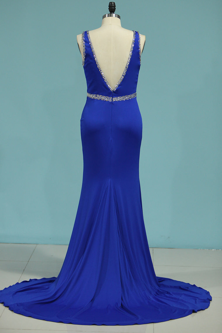 2024 Prom Dresses Mermaid V Neck Spandex With Beading Open Back