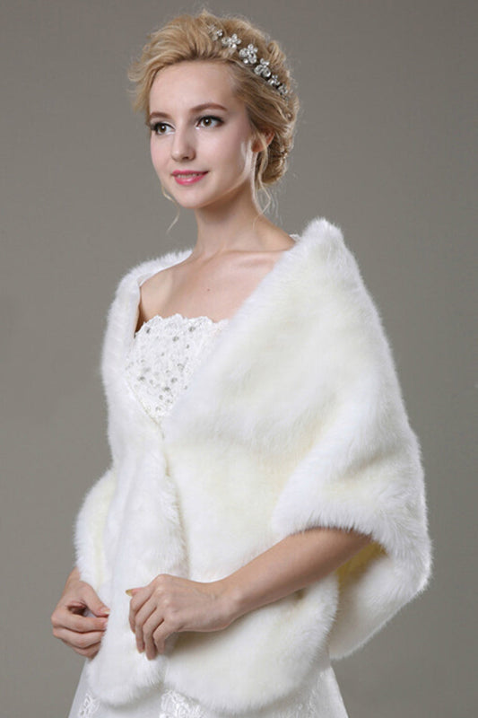 Beautiful Faux Fur Wedding Wrap