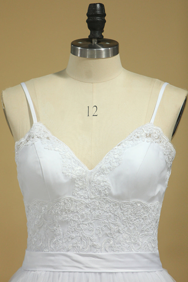 Wedding Dresses Spaghetti Straps Tulle With Applique And Sash