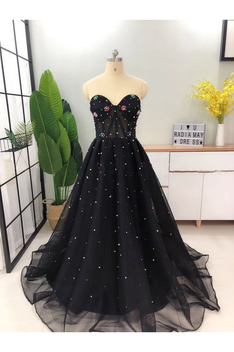 Elegant A Line Sweetheart Strapless Black Tulle Prom Dresses With Beading