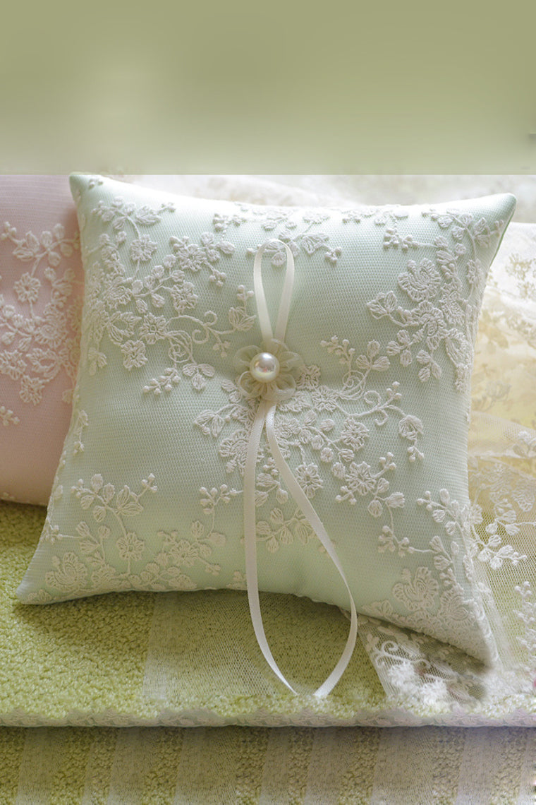 Ring Pillow In Lace With Ribbons And Pearl