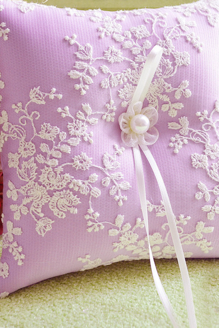 Ring Pillow In Lace With Ribbons And Pearl