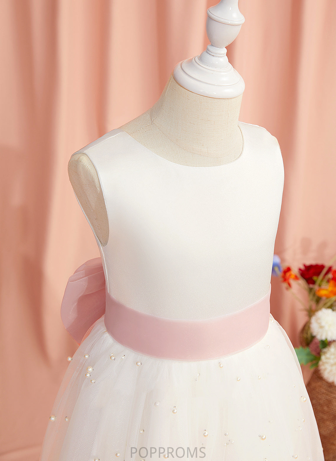 A-Line Sleeveless Girl Dress Neck Flower Girl Dresses Meg Scoop - Back With Sash/Bow(s)/V Tea-length Flower Satin/Tulle