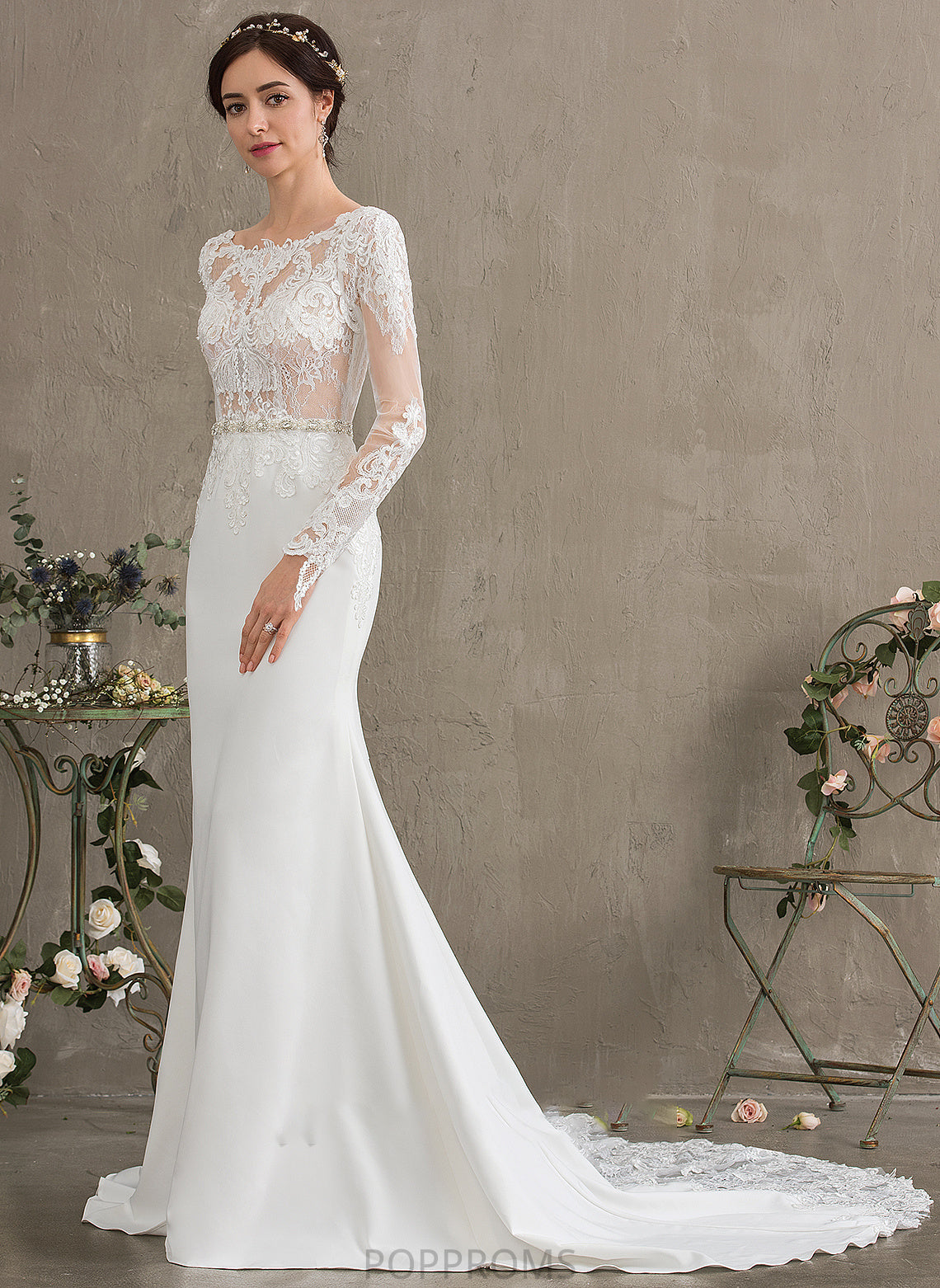 Beading Wedding Stretch Kiana With Scoop Dress Trumpet/Mermaid Neck Chapel Train Wedding Dresses Sequins Crepe