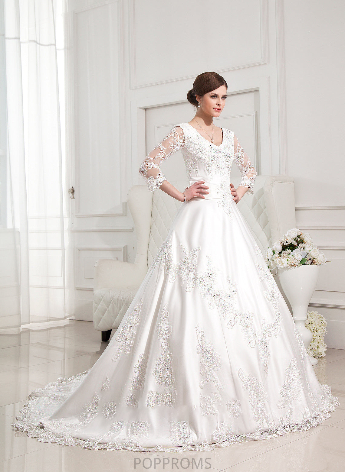 Wedding Train Dress Ball-Gown/Princess Kenley Beading V-neck Satin Chapel Lace With Wedding Dresses Appliques