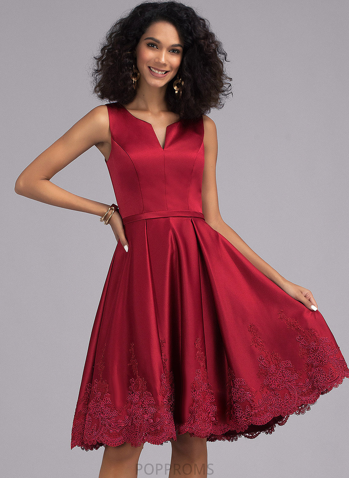 With Cocktail A-Line Dress Hope Lace Knee-Length V-neck Satin Appliques Cocktail Dresses