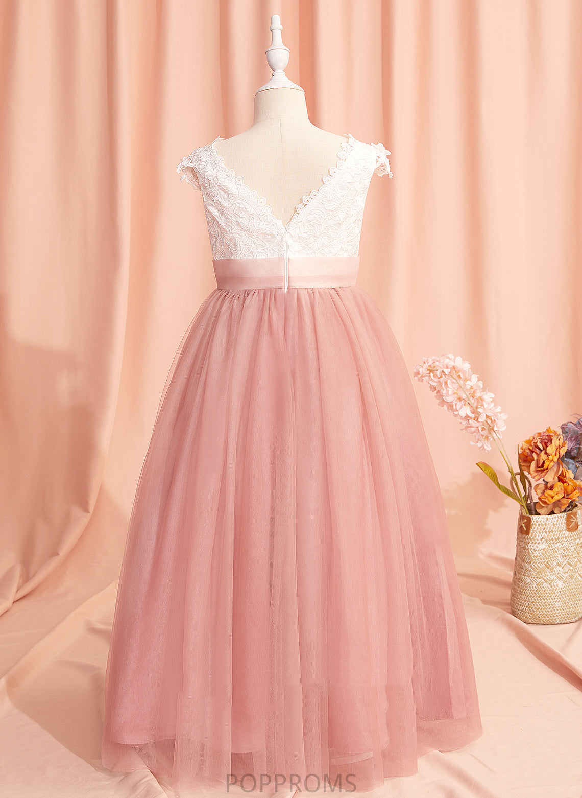 Back Girl With Dress Ball-Gown/Princess Lyric Flower Floor-length V-neck Tulle Sash/Bow(s)/V Short - Sleeves Flower Girl Dresses