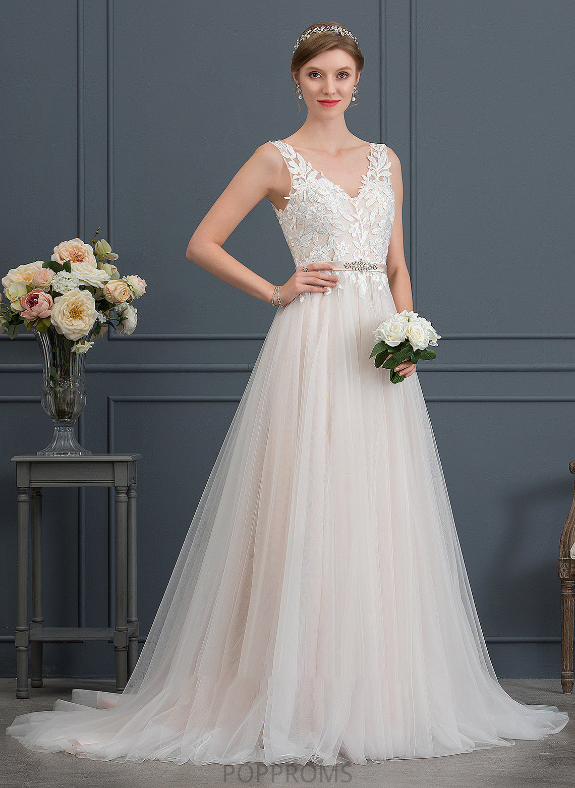 With Wedding Dresses V-neck Wedding Tulle Beading Maya Court Train Dress A-Line