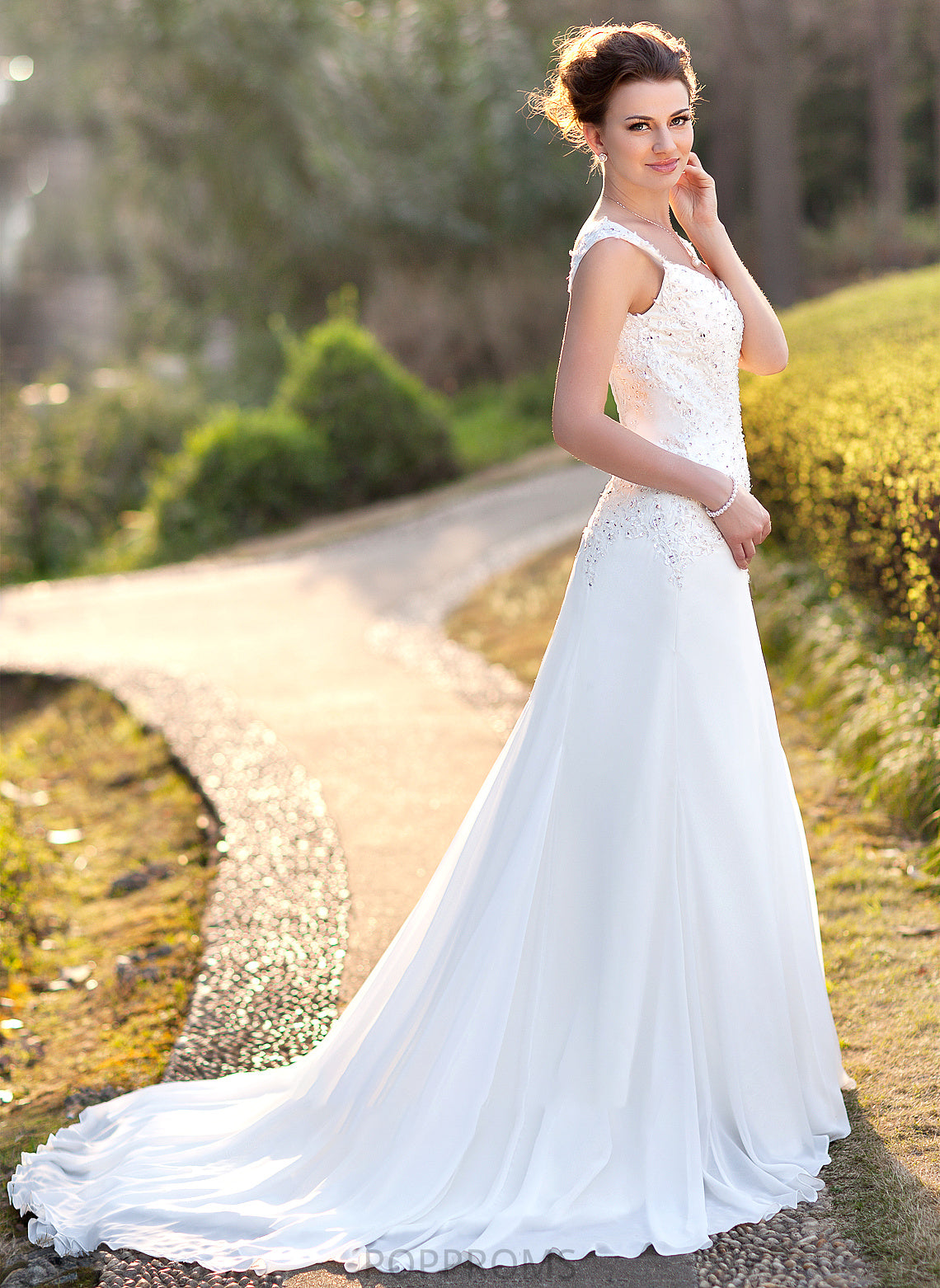 Train Lace A-Line Wedding Dresses Wedding Chiffon Beading With Court V-neck Alma Dress Sequins