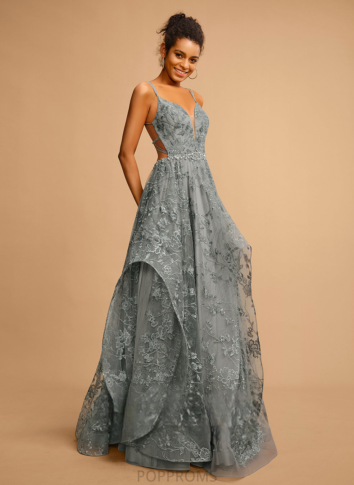 Lace Floor-Length Prom Dresses Tulle V-neck Ball-Gown/Princess Amya