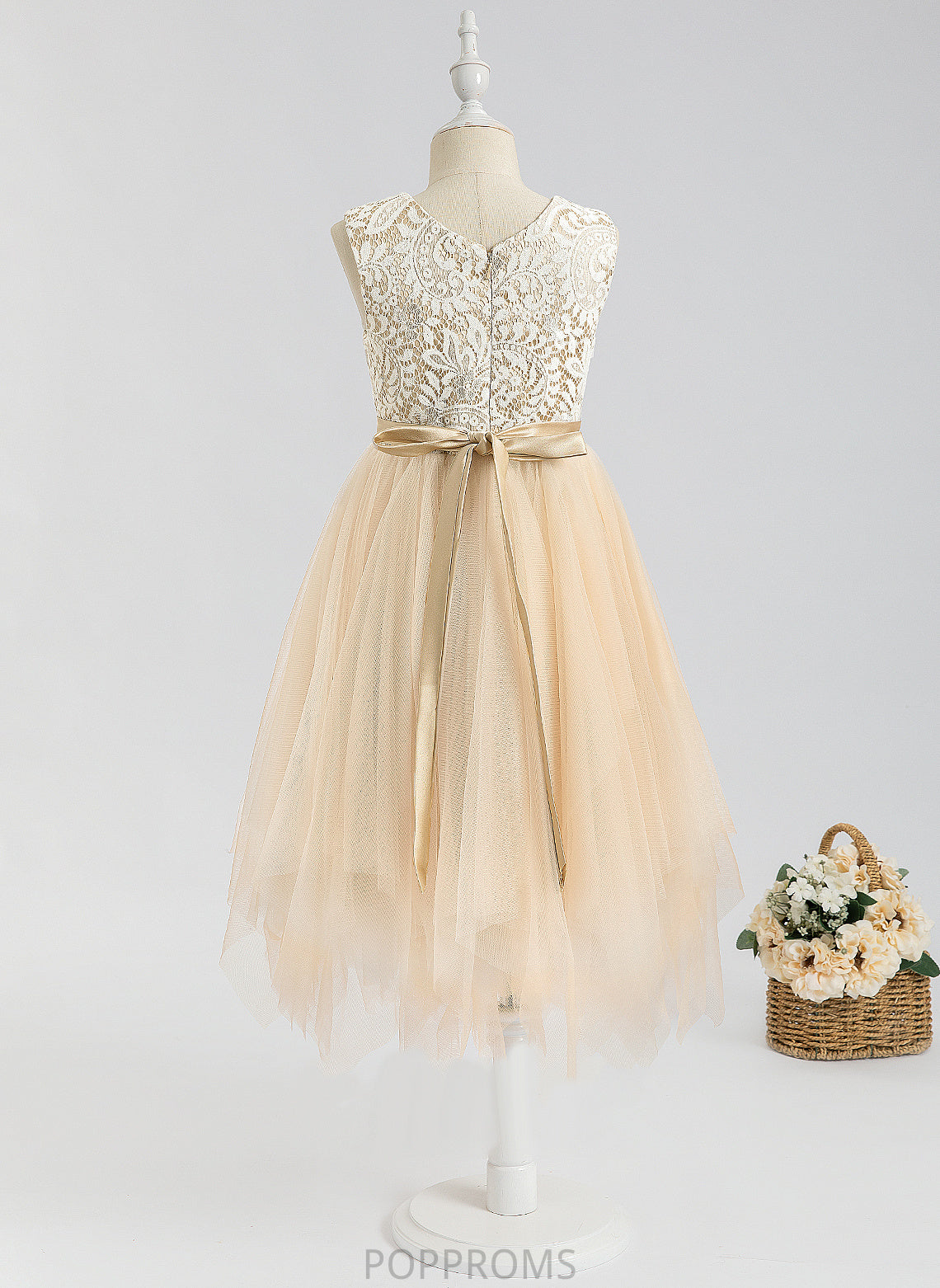 Sleeveless Scalloped Neck Flower Flower Girl Dresses Ciara With - Tulle Lace/Bow(s) A-Line Dress Tea-length Girl