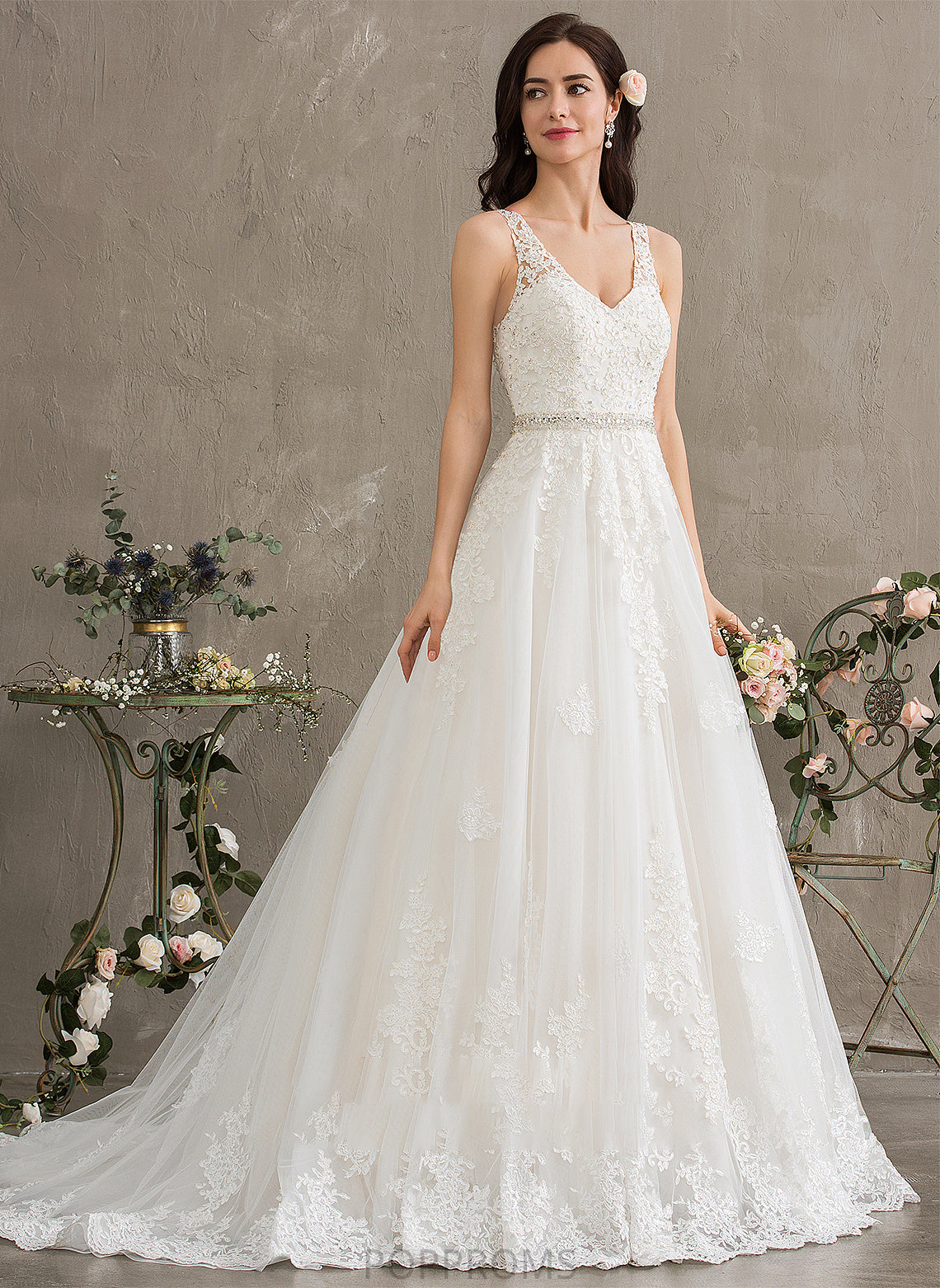 Wedding Train Dress Wedding Dresses With Ball-Gown/Princess V-neck Tulle Court Sequins Beading Charlie