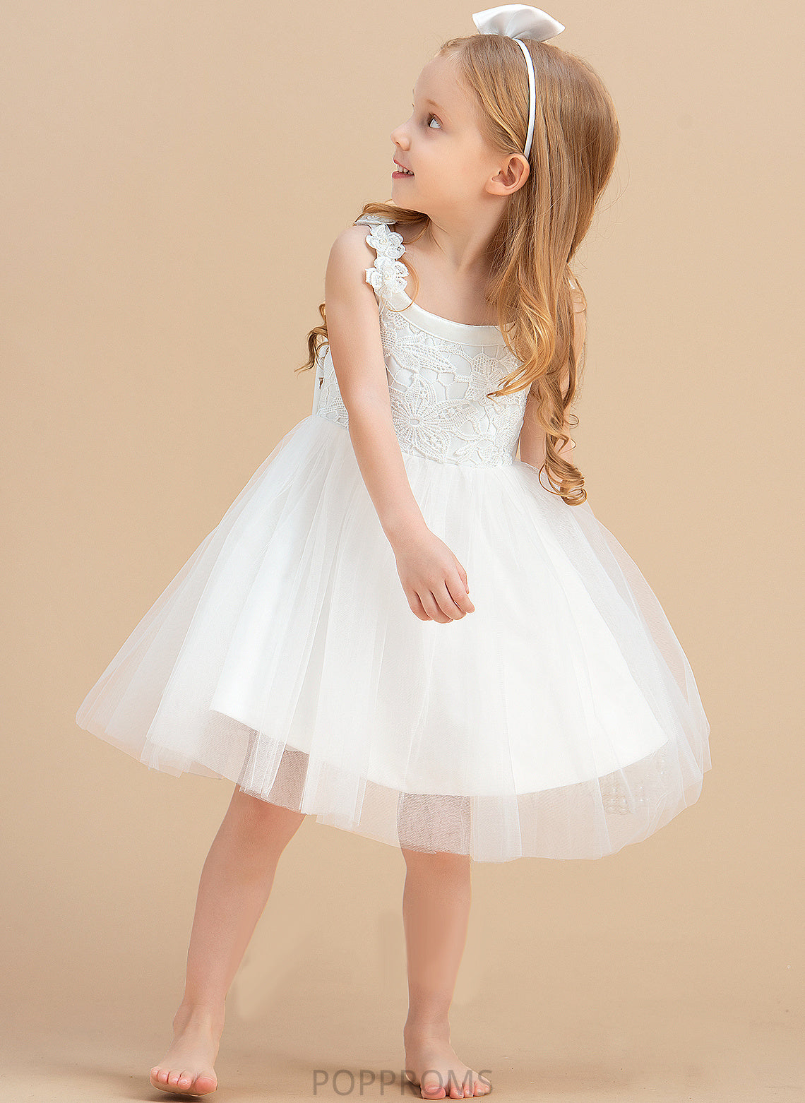 Girl Knee-length Dress With Sleeveless - Emery Back Flower Satin/Tulle/Lace A-Line Flower Girl Dresses Neck Scoop Flower(s)/V