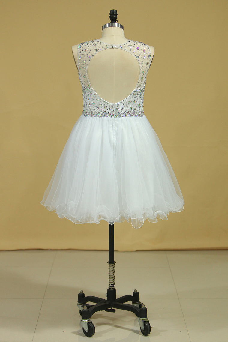 2024 Scoop Beaded Bodice A Line Prom Dress Short/Mini With Tulle Skirt White Plus Size