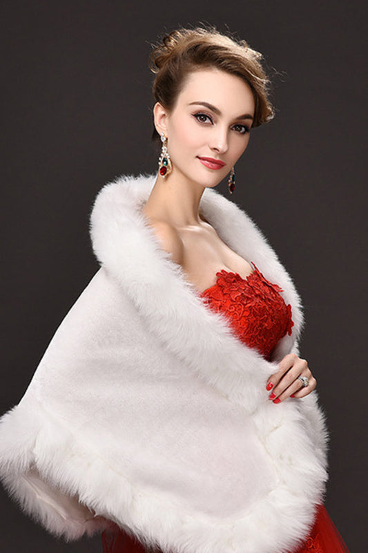 Pretty White Faux Fur Wedding Wrap