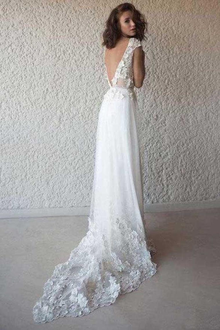 A-Line V-Neck Cap Sleeves Tulle Beach Wedding Dresses With Appliques