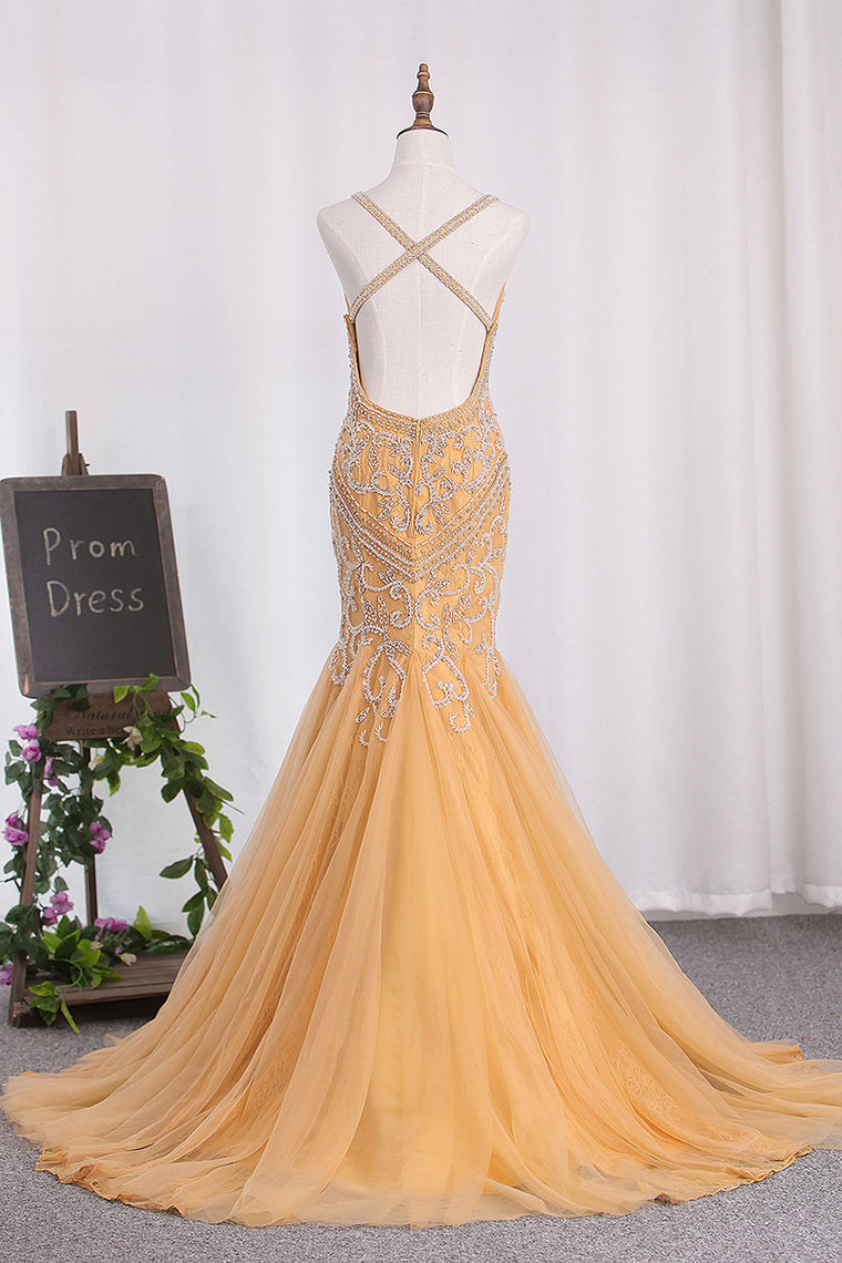 2024 Sexy Open Back Mermaid Tulle Prom Dresses Spaghetti Straps Beaded Bodice