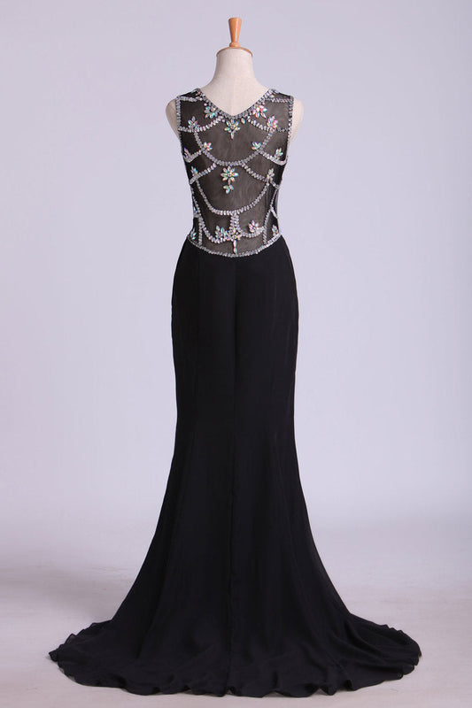 2024 New Arrival Prom Dresses Scoop Neckline Sheath Chiffon