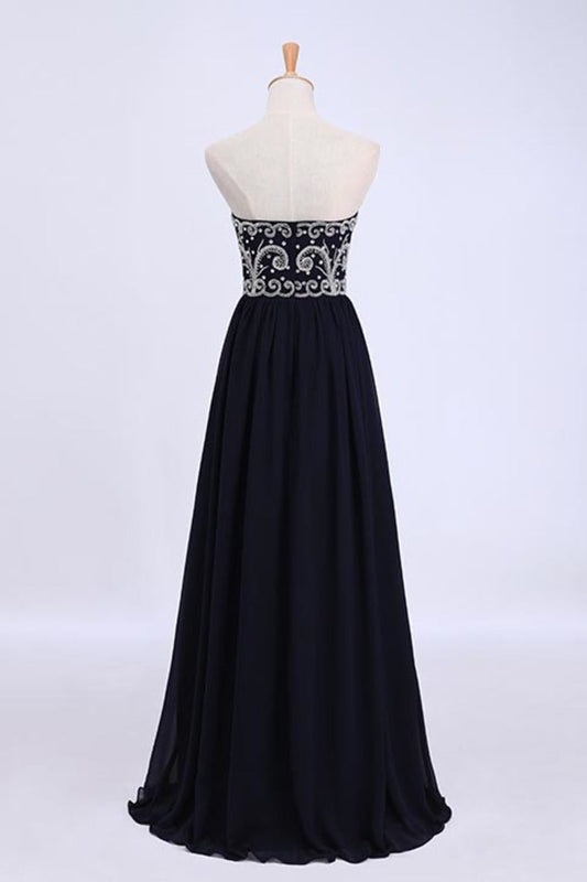 2024 Dark Navy Blue Prom Dresses Sweetheart Floor Length Chiffon With Silver Beading