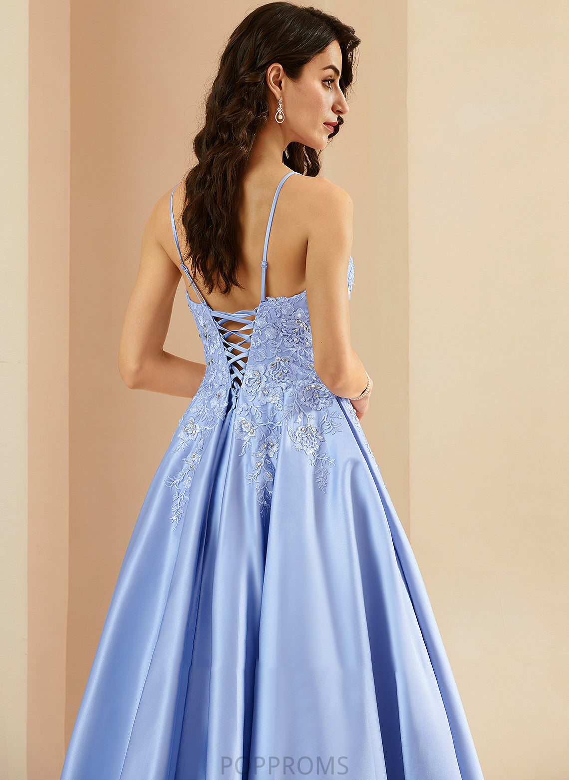 With Prom Dresses Jaidyn Sequins V-neck Ball-Gown/Princess Satin Floor-Length Beading