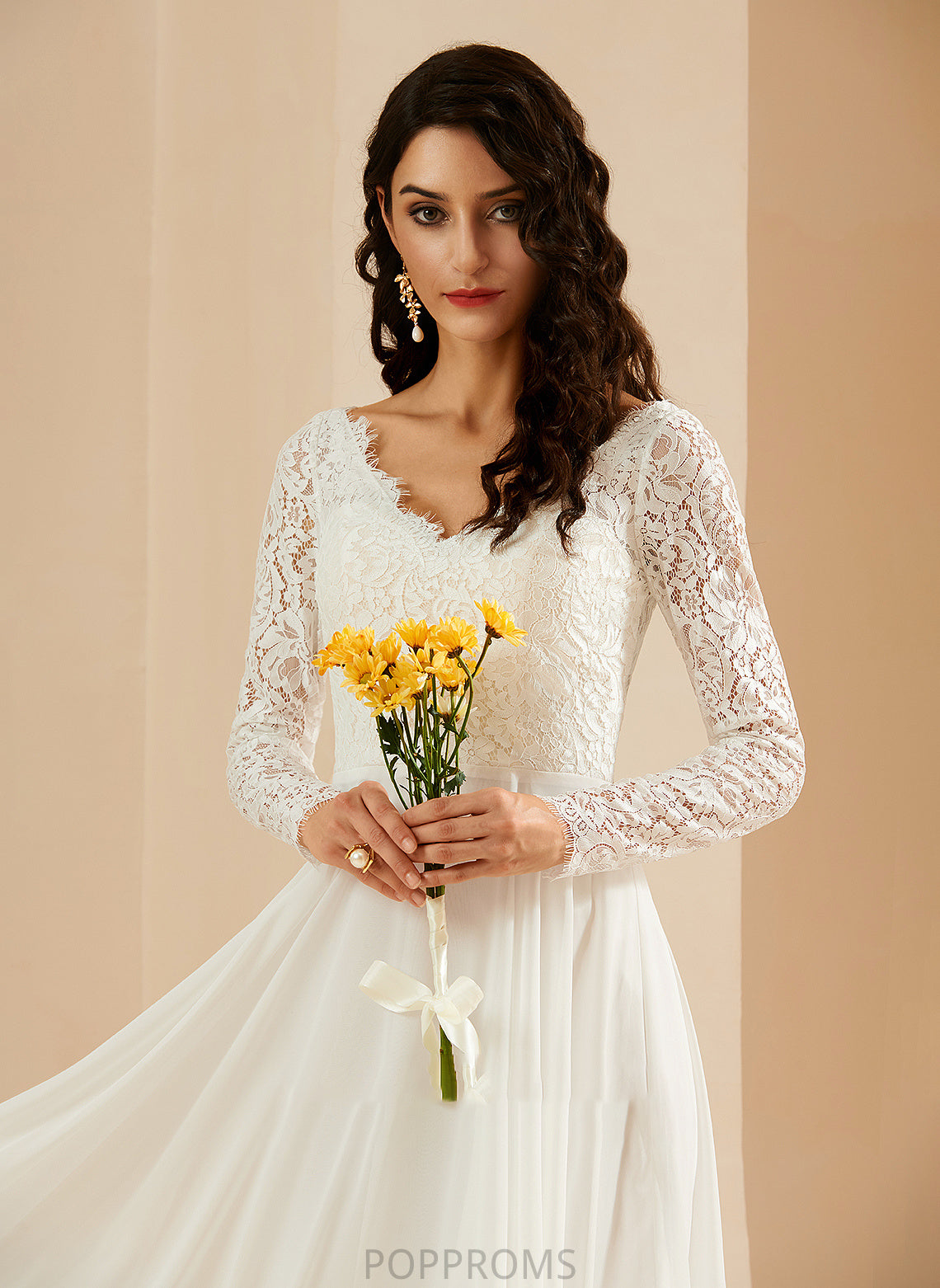 A-Line Lace Wedding Malia Wedding Dresses Sweep V-neck With Train Dress