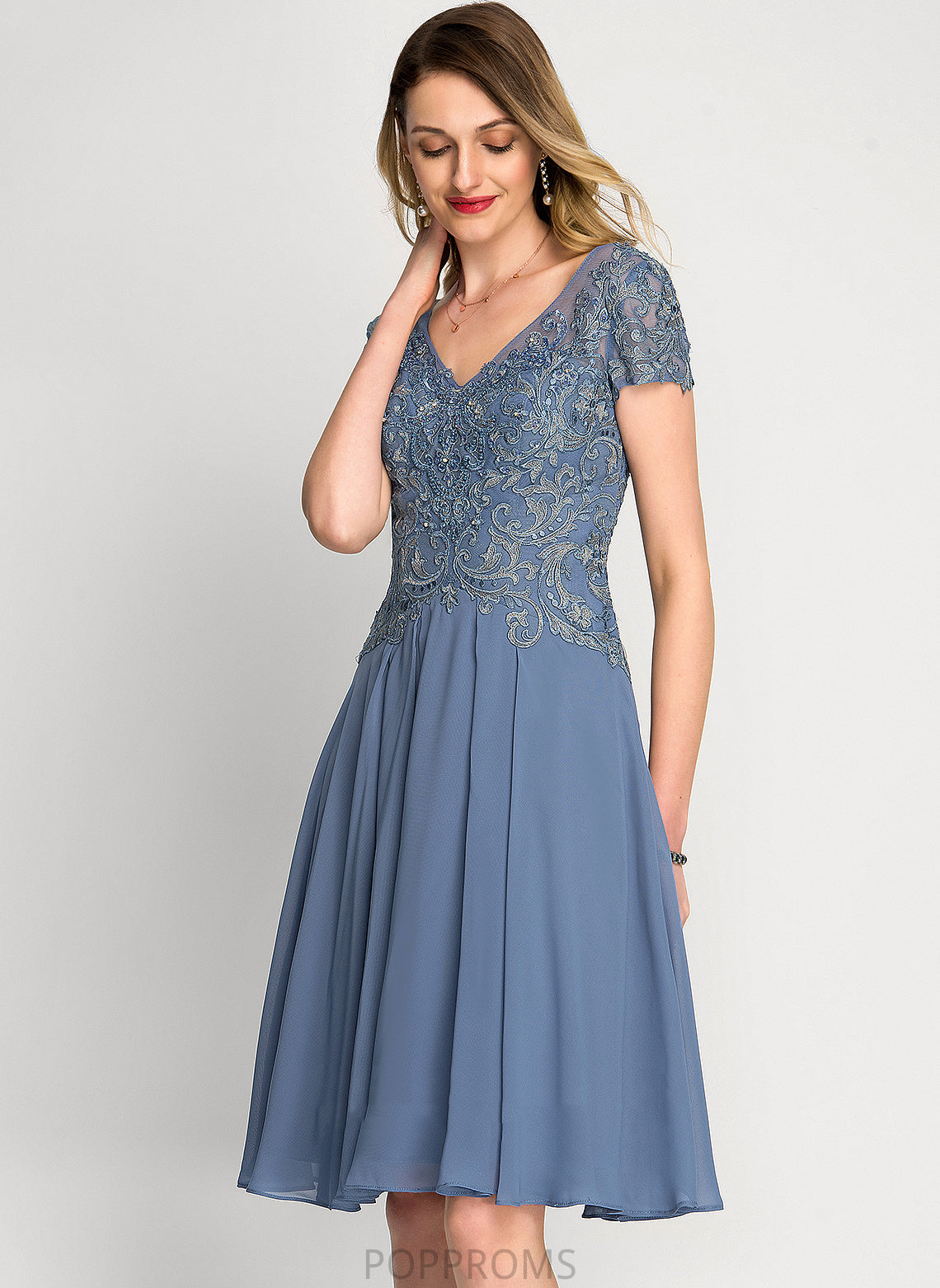 V-neck Chiffon With Sequins Beading A-Line Knee-Length Lace Cocktail Dresses Cocktail Judith Dress