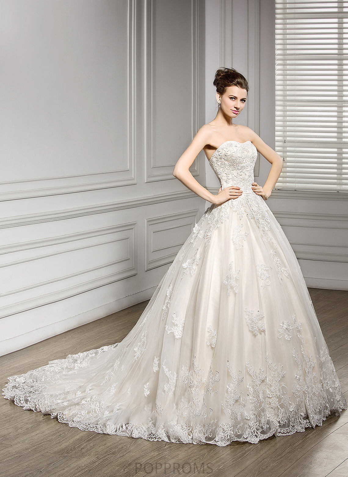 Wedding Dresses Tulle Angelina Ball-Gown/Princess Court Sweetheart Lace Train Dress Wedding