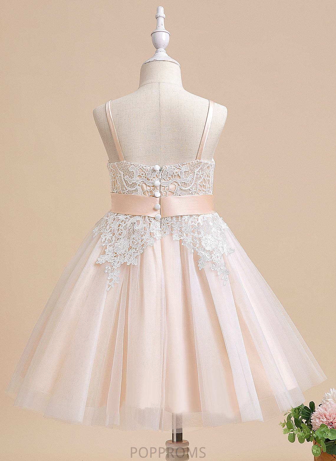 - Bow(s) Flower Girl Dresses Neck Flower Tulle Danielle Girl A-Line Dress Sleeveless Knee-length With Scalloped