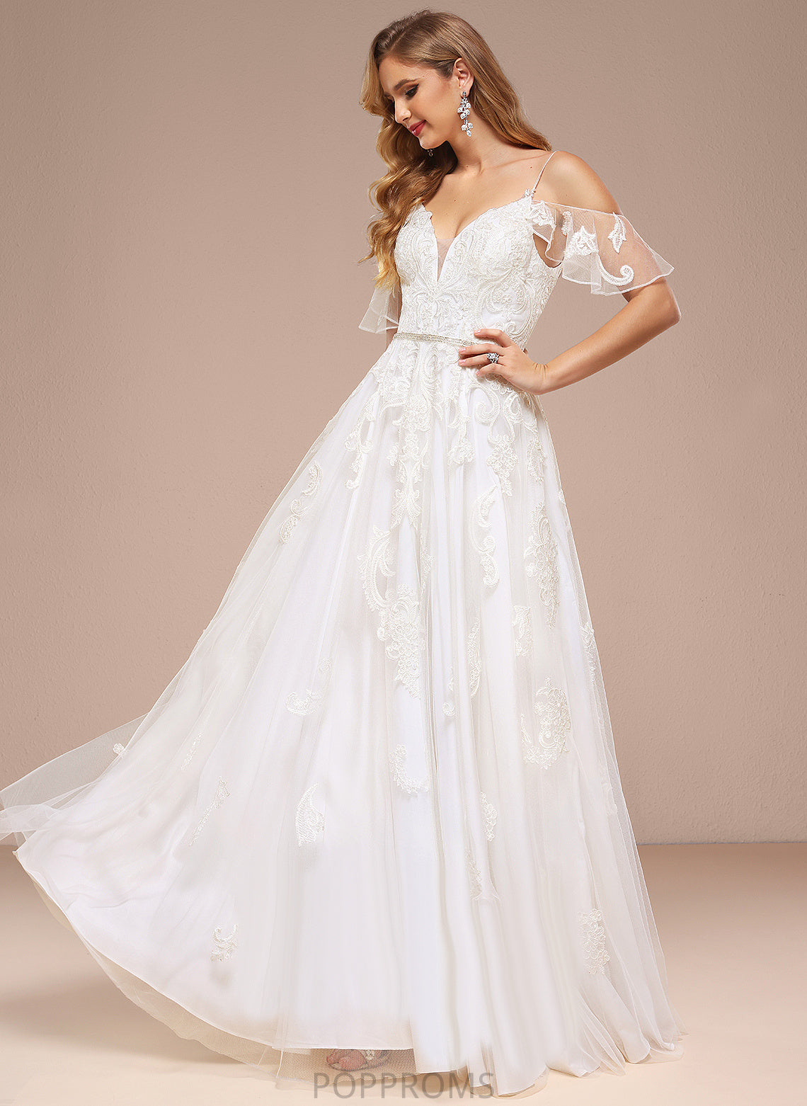 Floor-Length Wedding Tulle Lace Savanna Wedding Dresses With Sequins A-Line Shoulder Cold Dress Beading