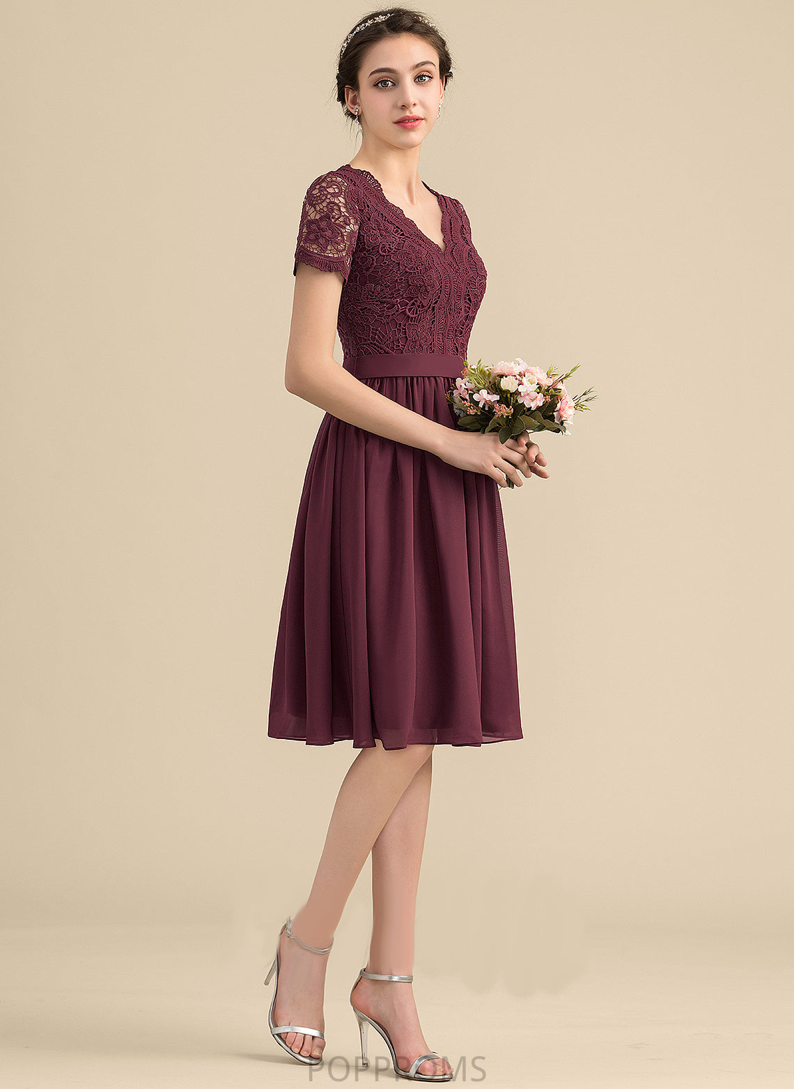 Knee-Length Lace Cocktail Dresses Chiffon Alondra V-neck Cocktail Lace A-Line With Dress