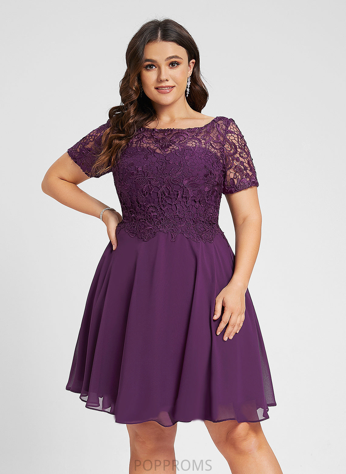 Cocktail Dulce Lace Scoop Neck Knee-Length Cocktail Dresses A-Line Chiffon Dress