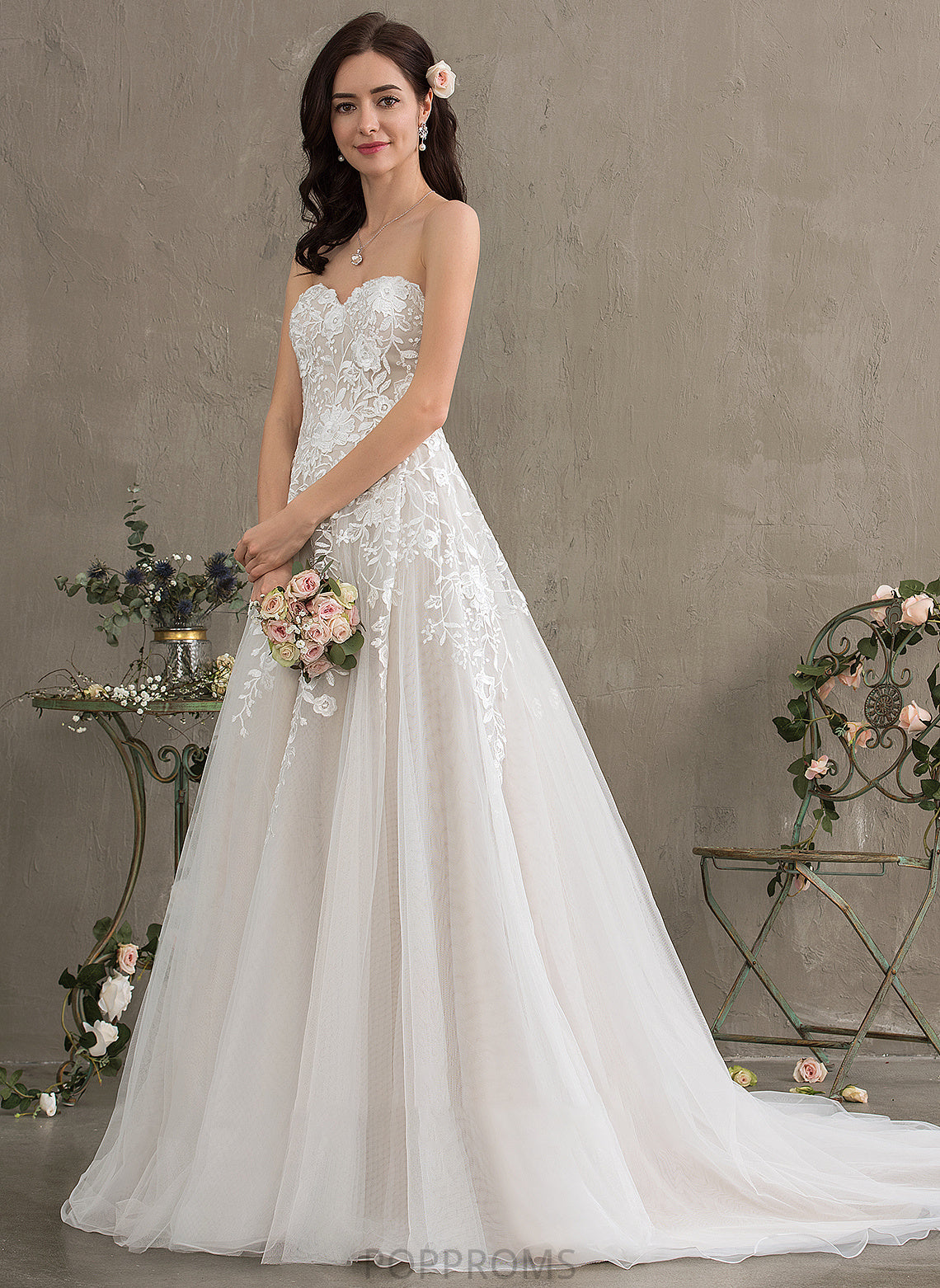 Tulle Wedding Dresses Sweetheart Ball-Gown/Princess Dress Wedding Train Court Kimora