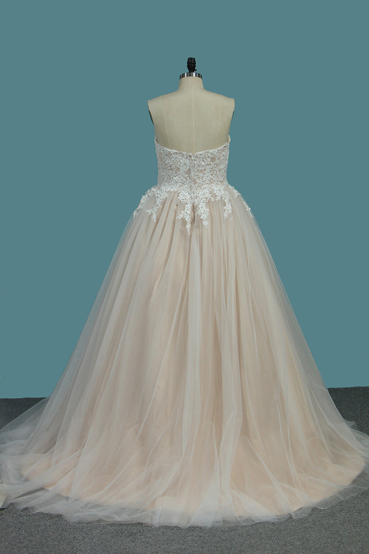 2024 A Line Sweetheart Tulle With Applique Court Train Wedding Dresses