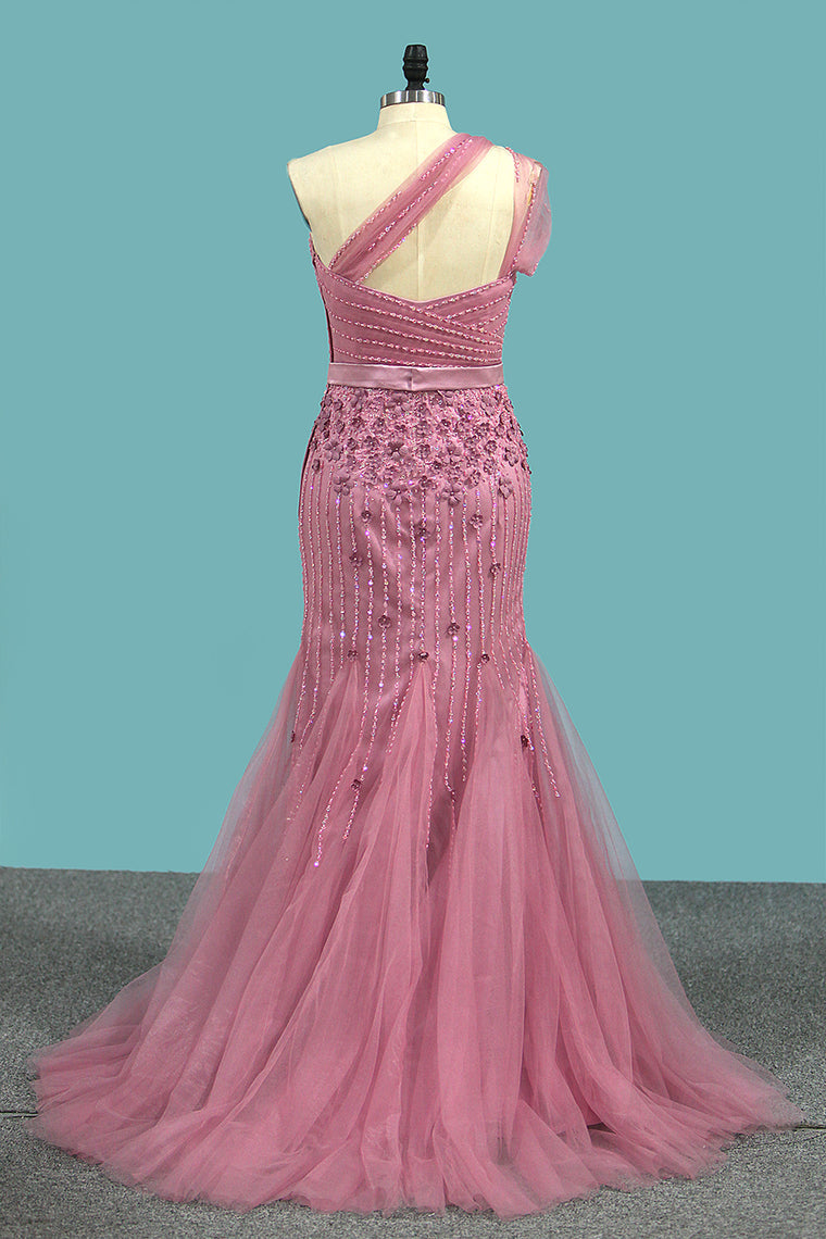 2024 One Shoulder Prom Dresses Mermaid Tulle With Beads And Sash Sweep Train