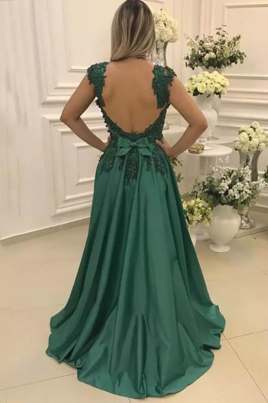 2024 A Line Straps Prom Dresses Open Back Satin With Applique And Beads