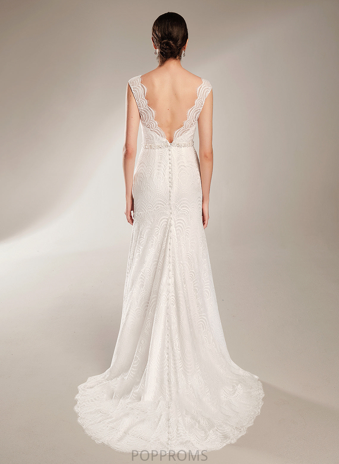 Sequins Dress With Wedding Beading Lace Sheath/Column Scoop Wedding Dresses Neck Court Jaylynn Train