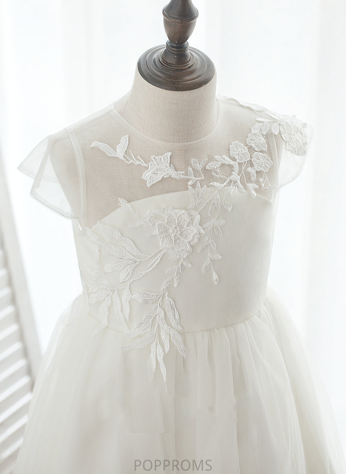 Tulle/Lace Girl Scoop Sleeveless A-Line Dress Flower Girl Dresses - Knee-length Laney Flower Neck