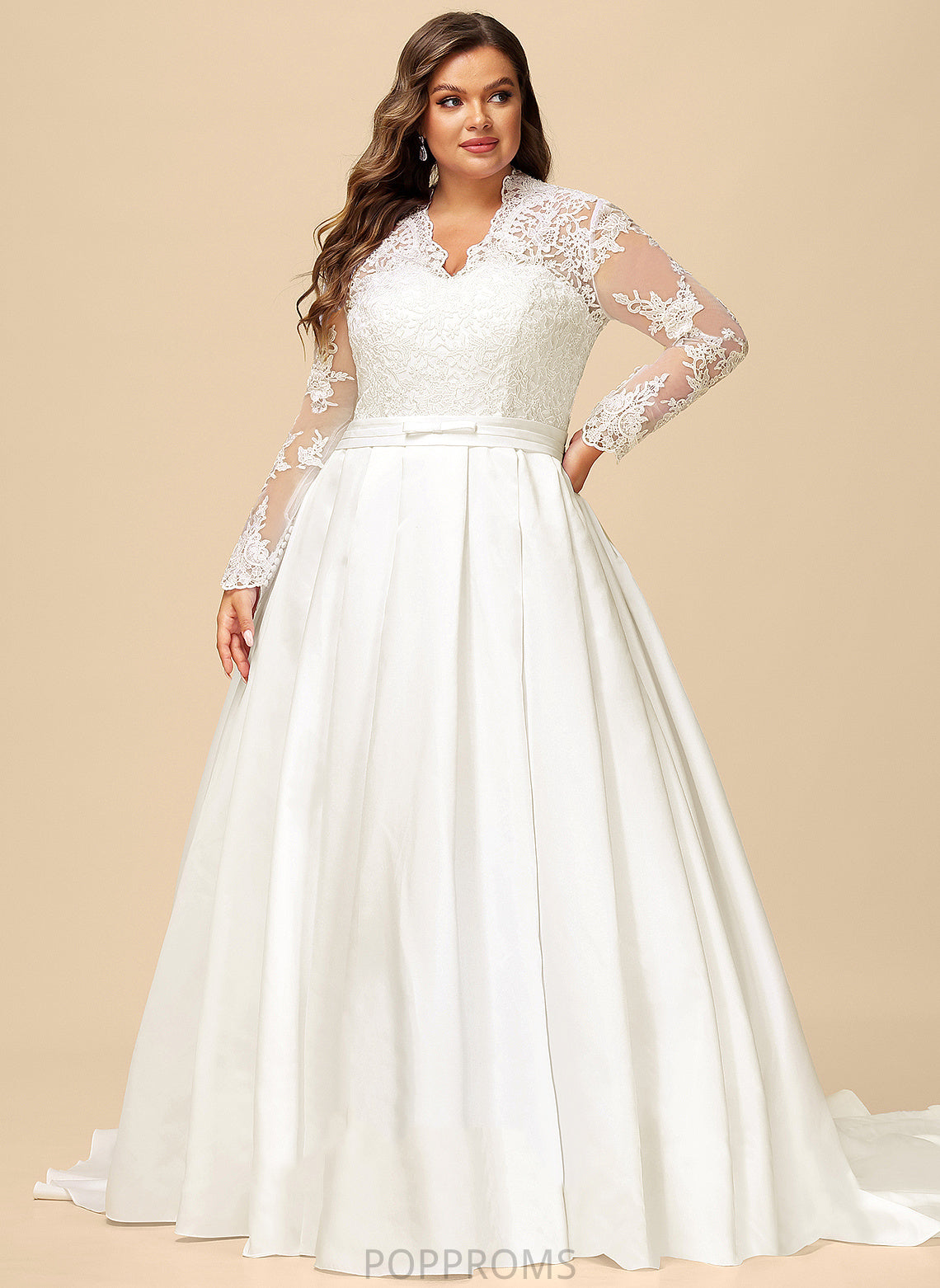 Wedding Wedding Dresses Ball-Gown/Princess Satin V-neck Dress With Bow(s) Court Lace Shirley Train