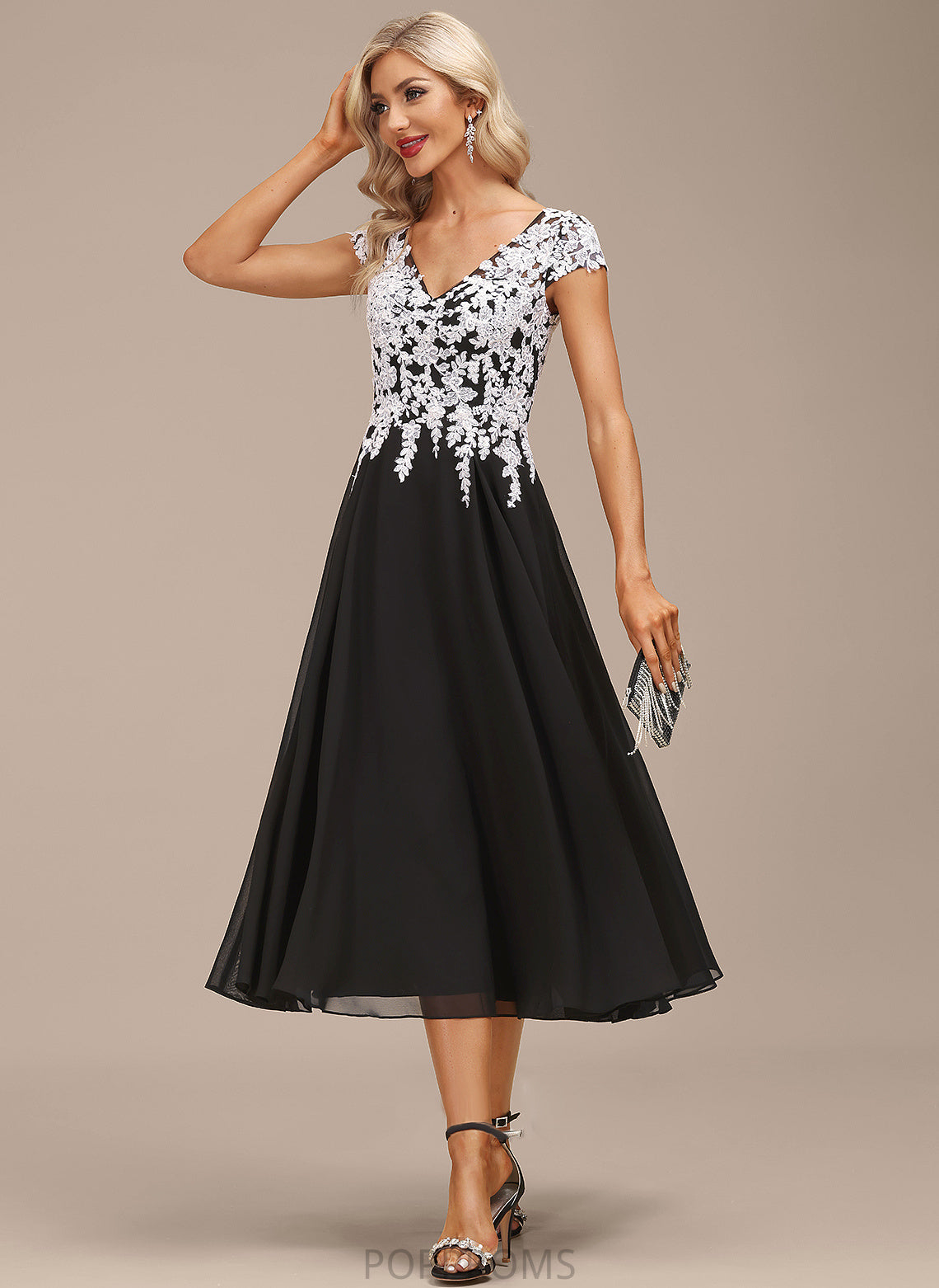 Cocktail Cocktail Dresses Dress Lace Chiffon Tea-Length A-Line V-neck Reagan