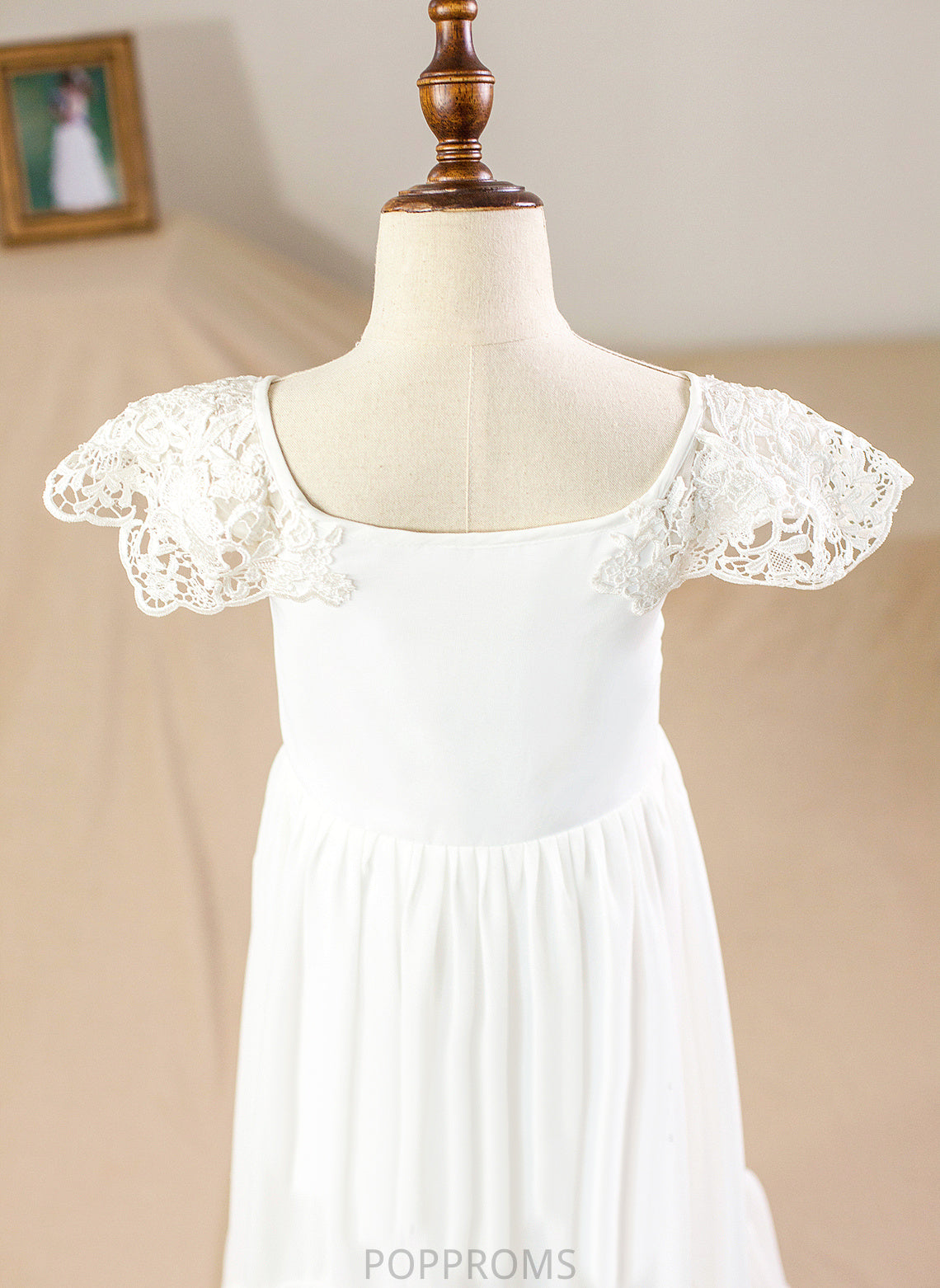 With - Neck Flower Lace Sleeves Short A-Line Flower Girl Dresses Chiffon Dress Girl Floor-length Hayley Scoop