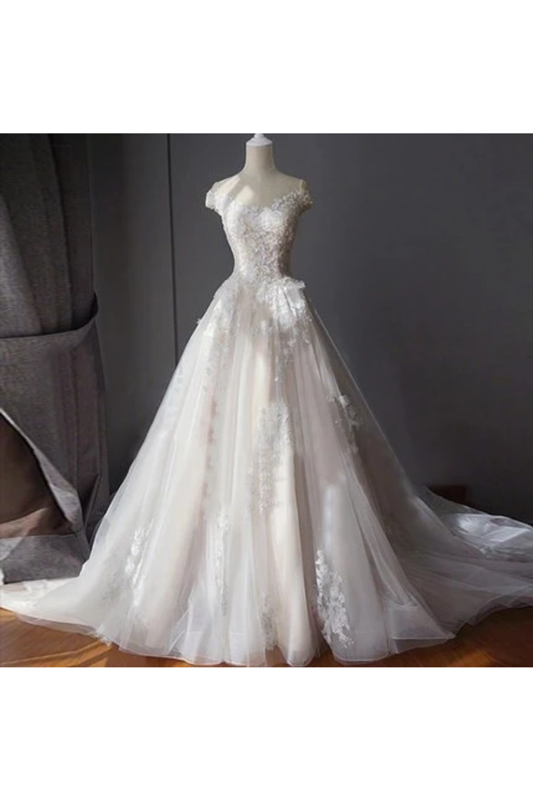 Stunning Off The Shoulder Tulle Wedding Dress With Applique, Bridal Dress With Long Train